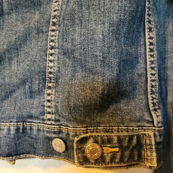Levi's Jean Jacket - Picture 5 of 10